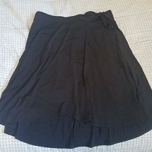 NWOT Torrid size 2 black skirt